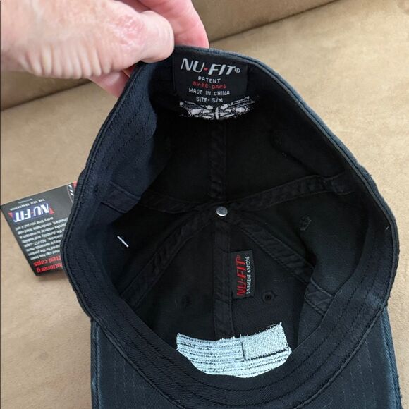 Black Cap with Embroidered Flag And Special Forces Logo - Picture 8 of 10